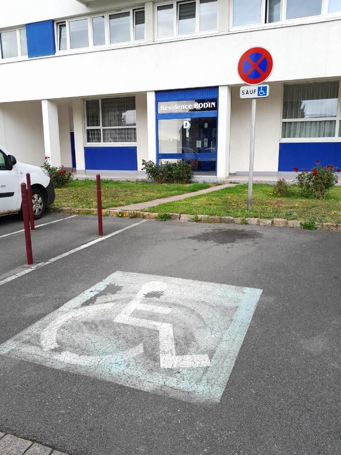 Studio Plage, Vue Mer Et Dragon, Garage Pour Moto カレー エクステリア 写真